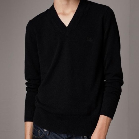 Vintage Burberry 100% Pure New Wool Men's Black V-Neck Sweater